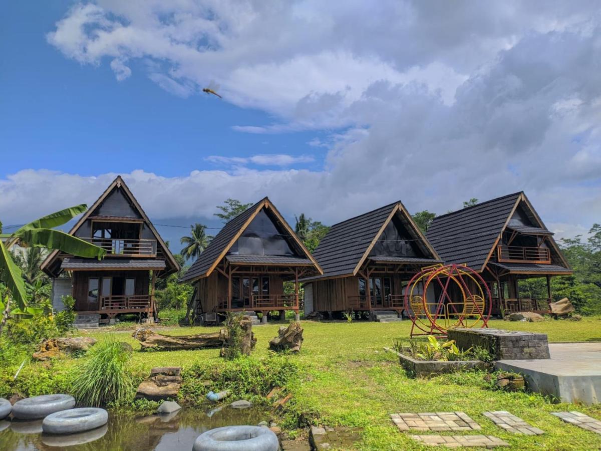 Cottage Saung Suluh Батураден Экстерьер фото